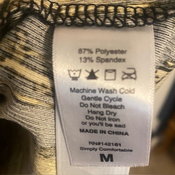 LulaRoe women’s top, M - Picture 4 of 4